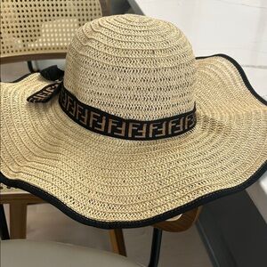 Wide Brim Straw Sun Hat in Natural
